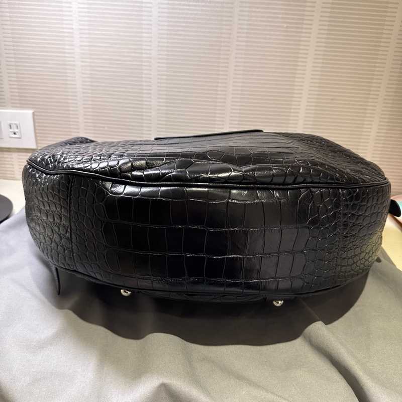 Balenciaga Essex Hobo Bag-7