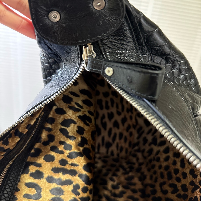 Balenciaga Essex Hobo Bag-9