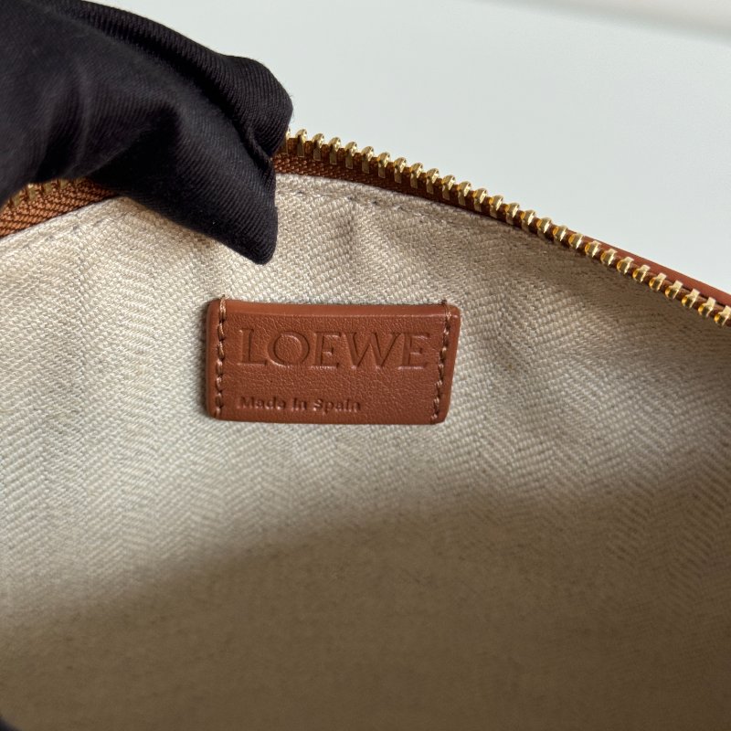 LOEWE Hammock Hobo 棕-12