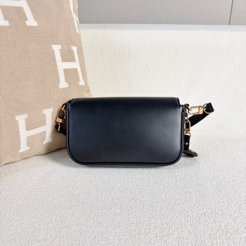 Lv秀款Swing黑色郵差包  芯片款 黑色 金扣 22*14*4 98新配件肩帶塵袋-7