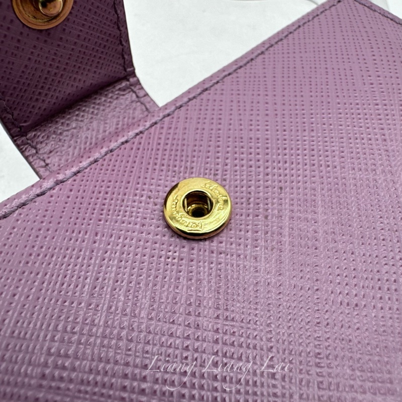 Salvatore Ferragamo Gancini 扣式粉紫色短夾-15