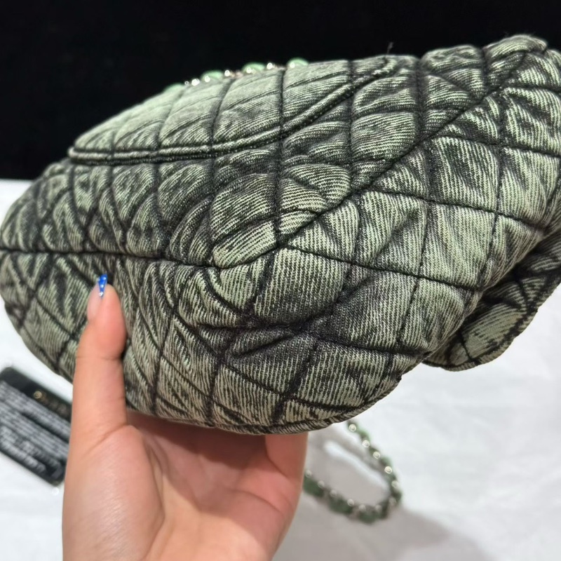 Chanel 漸變綠丹寧方胖子 20*16cm 99新配件保卡塵袋-3