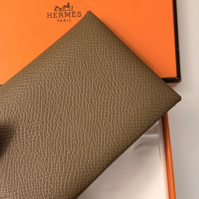 Hermes Calvi 愛馬仕卡夾 大象灰(拍照燈光會有一些色差)-9