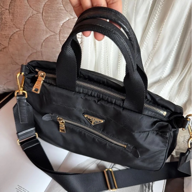 普拉達 包 尼龍斜挎包 包包 黑色 黑色 黑銀 皮革包 二手古董包 古董 中古二手prada Re-Nylon black crossbody bag-8