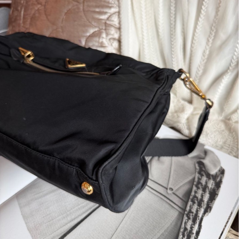 普拉達 包 尼龍斜挎包 包包 黑色 黑色 黑銀 皮革包 二手古董包 古董 中古二手prada Re-Nylon black crossbody bag-13