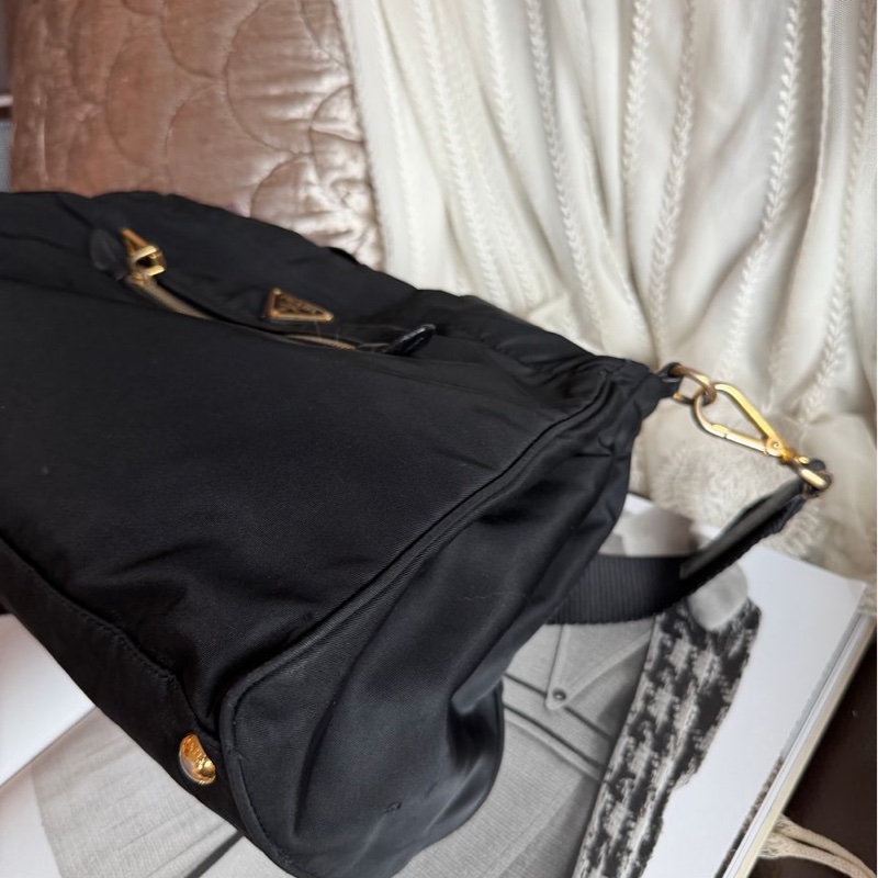 普拉達 包 尼龍斜挎包 包包 黑色 黑色 黑銀 皮革包 二手古董包 古董 中古二手prada Re-Nylon black crossbody bag-14