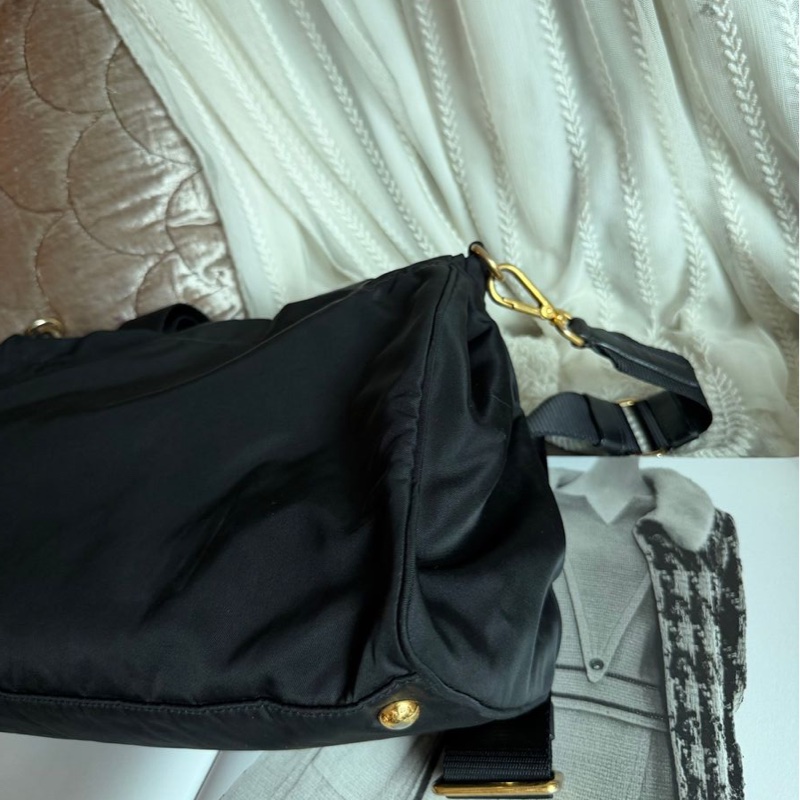普拉達 包 尼龍斜挎包 包包 黑色 黑色 黑銀 皮革包 二手古董包 古董 中古二手prada Re-Nylon black crossbody bag-15