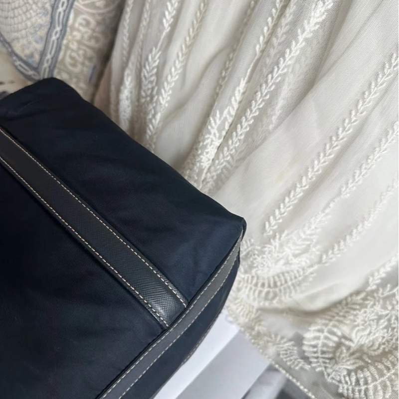 普拉達包 尼龍 海軍藍 托特包 包包 皮革包 二手 古董包 古董 中古包 二手 prada Re-Nylon navy shoulder bag-14