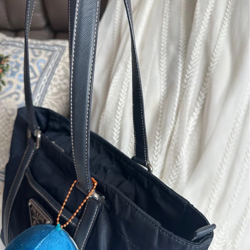 普拉達包 尼龍 海軍藍 托特包 包包 皮革包 二手 古董包 古董 中古包 二手 prada Re-Nylon navy shoulder bag-15