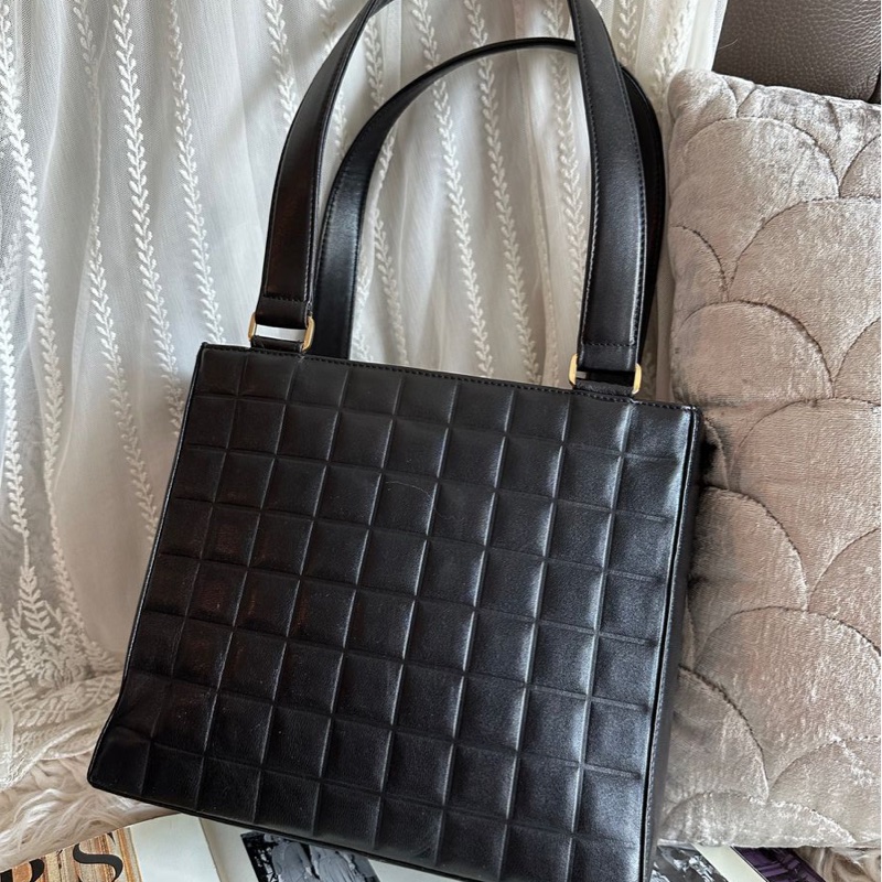 香奈兒包 黑色包 冰格金扣 托特包包 黑色皮革 托特包 包包 皮革包 二手 古董包 古董 中古包 二手 vintage chanel black chocolate bar shoulder bag-7