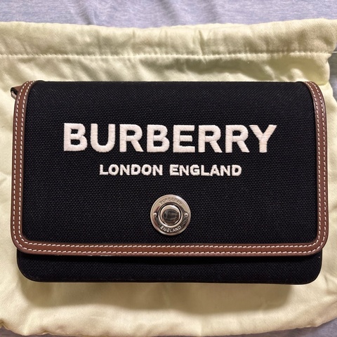 Burberry Hampshire bag