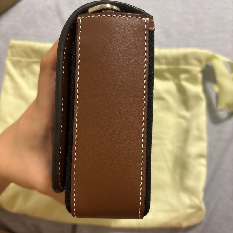 Burberry Hampshire bag-3