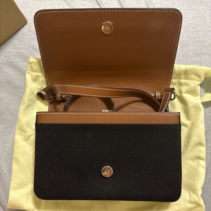 Burberry Hampshire bag-4