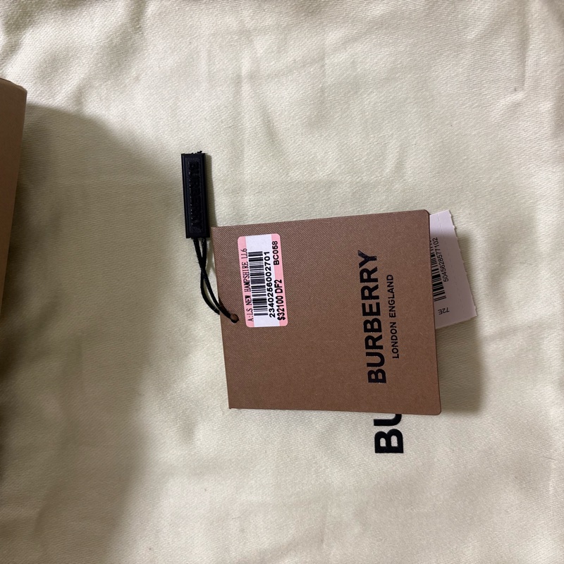 Burberry Hampshire bag-15