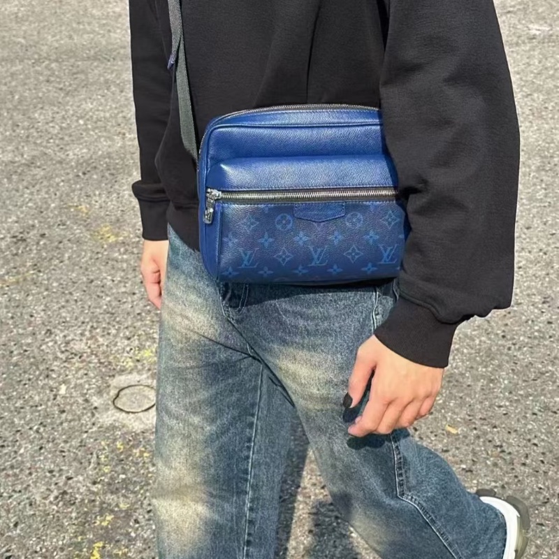 lv outdoor老花拼皮 郵差包藍色 經典老花配寶藍色 24*18*8.5 98新配件塵袋-0