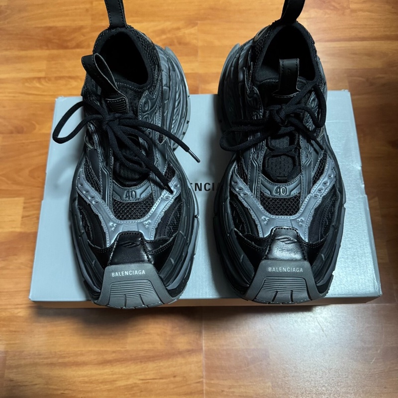 Balenciaga巴黎世家 16XL 厚底老爹鞋 男款 黑灰色 40碼-2