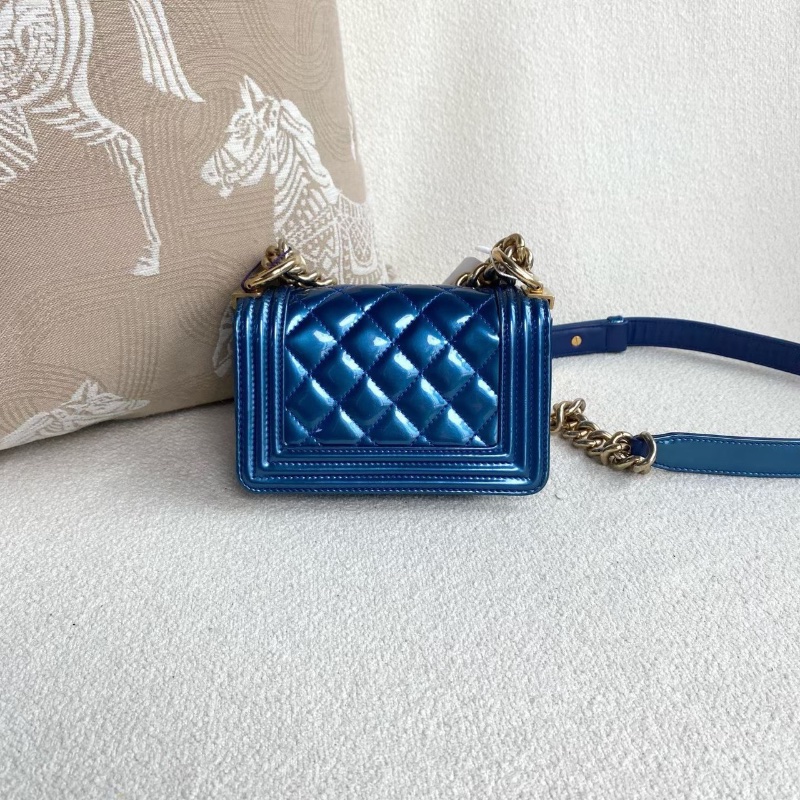 Chanel 宮廷系列miniLebo 藍色漆皮 金扣15*10*6 98新配件塵袋-7