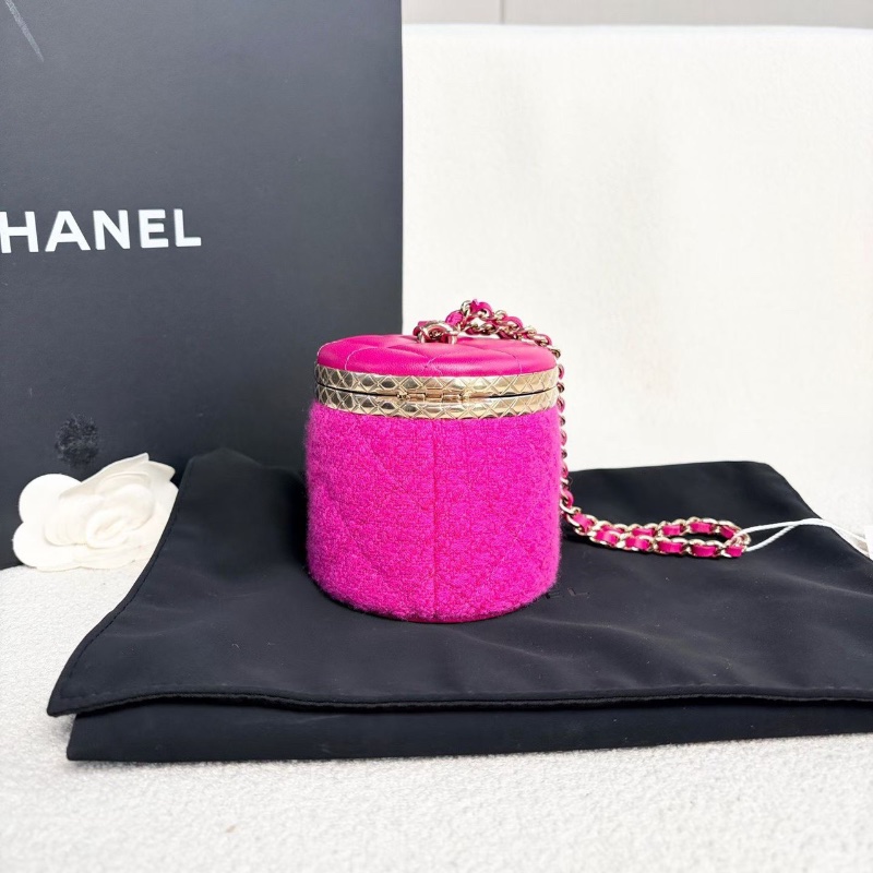 Chanel毛呢拼皮圓桶晚宴化妝包玫紅色金扣 翻蓋帶鏡子8.5*9*8.5 99新配件塵袋-2
