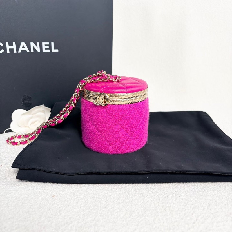 Chanel毛呢拼皮圓桶晚宴化妝包玫紅色金扣 翻蓋帶鏡子8.5*9*8.5 99新配件塵袋-6