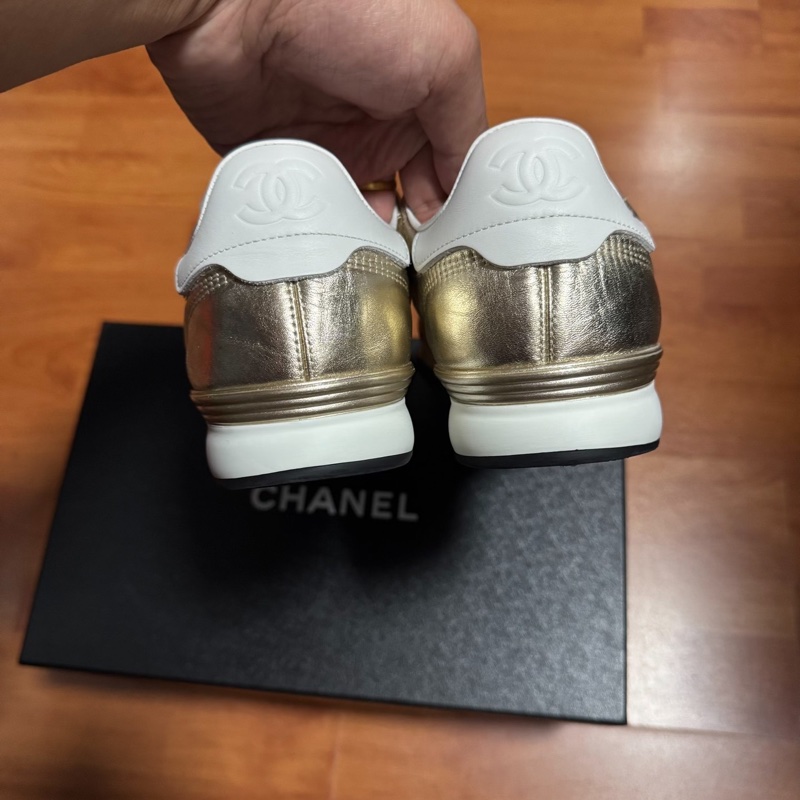 Chanel德訓鞋香奈兒新款雙c徽標運動鞋 女款 金色 38碼-4