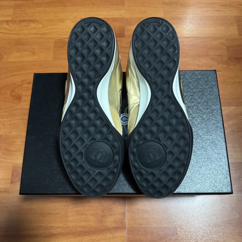 Chanel德訓鞋香奈兒新款雙c徽標運動鞋 女款 金色 38碼-7