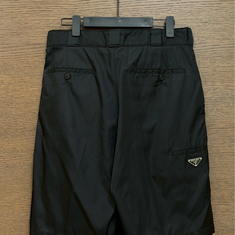 Prada黑色西裝短褲-1