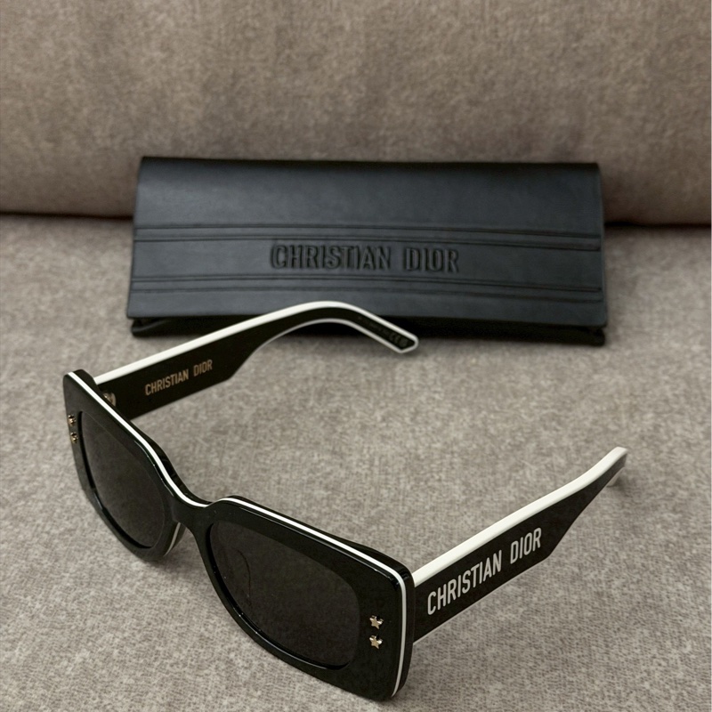DIOR 經典款墨鏡-0