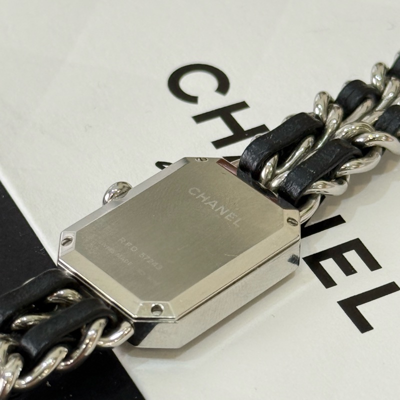 新款Chanel黑銀皮穿鏈首映錶 尺寸XS 專櫃二十萬-4