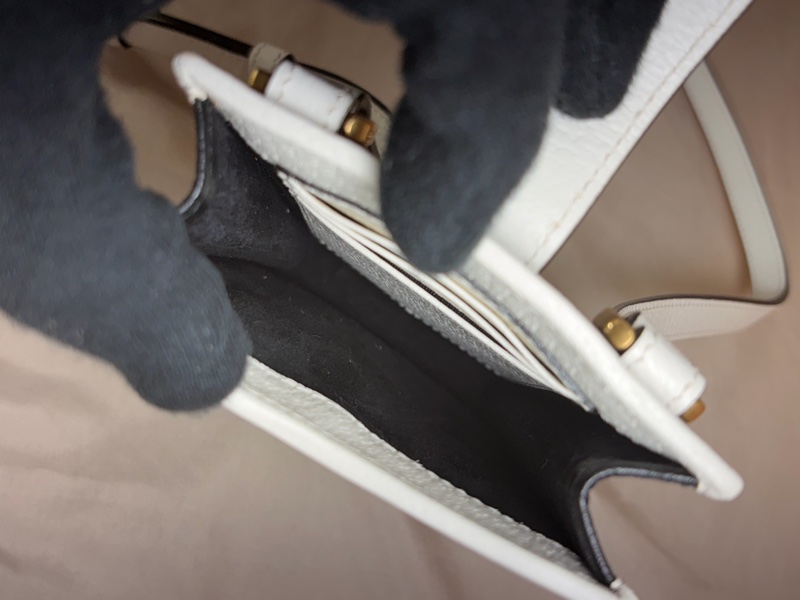 ✨近新閒置 夢幻聯名 ✨Gucci x adidas✨ 黑白手機包 肩背 斜背包-5