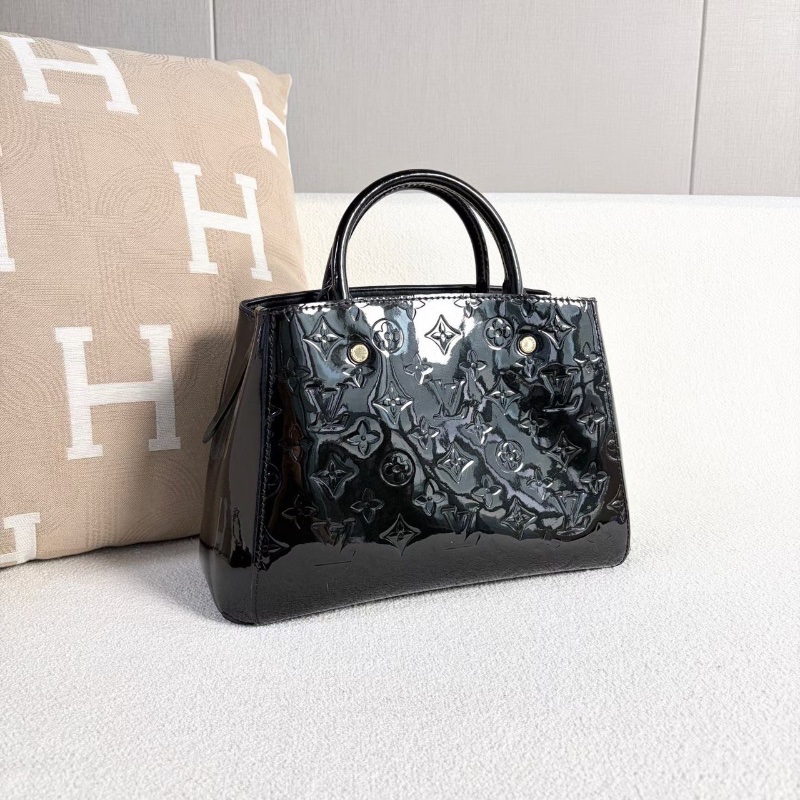 LV漆皮蒙田bb 黑色 金扣 29*19*12 98新配件肩帶 鑰匙*2 鎖 塵袋-3