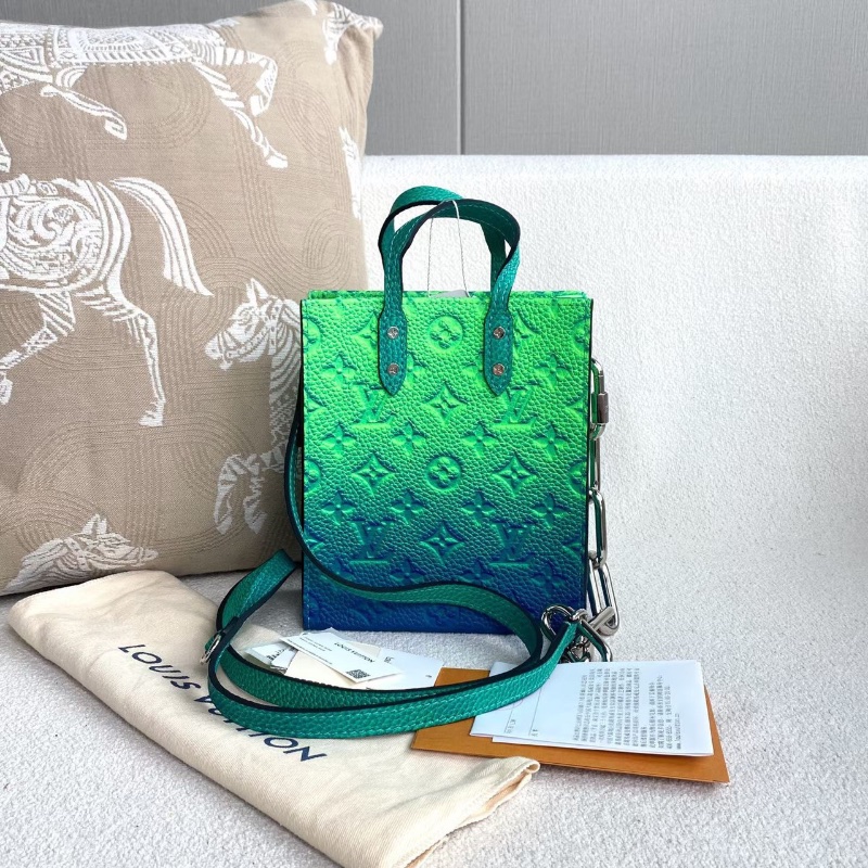 LV SAC PLAT XS漸變老花琴譜包 芯片款 綠色漸變 牛皮 16*19*6 99新配件塵袋 購證-1