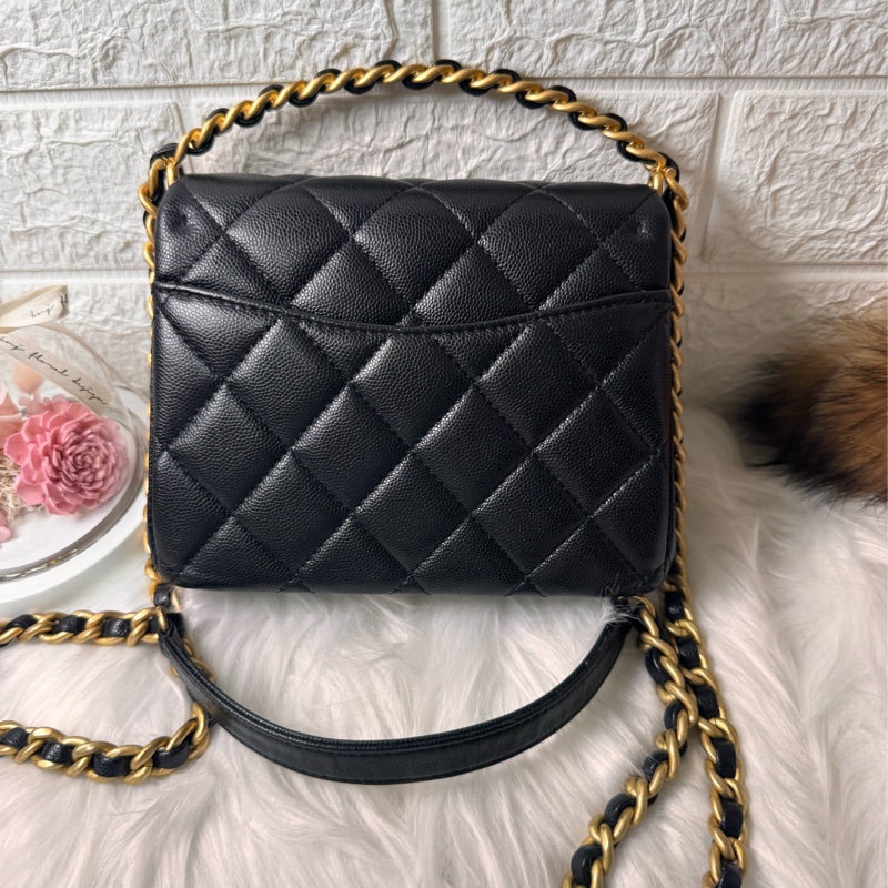 香奈兒24 s亮面粒紋小牛皮芯片-5