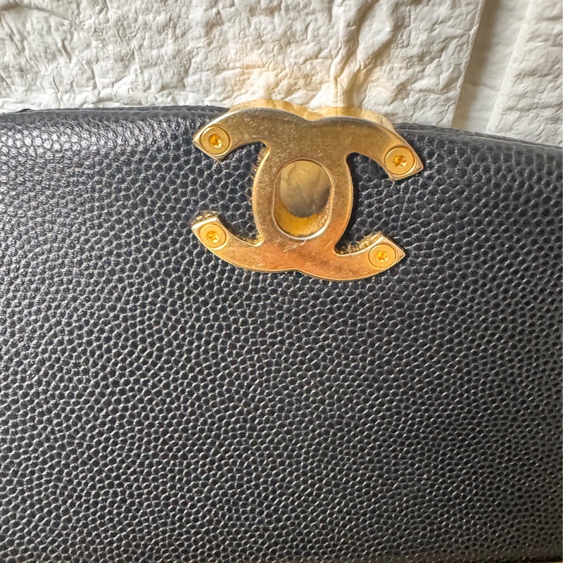 香奈兒24 s亮面粒紋小牛皮芯片-22