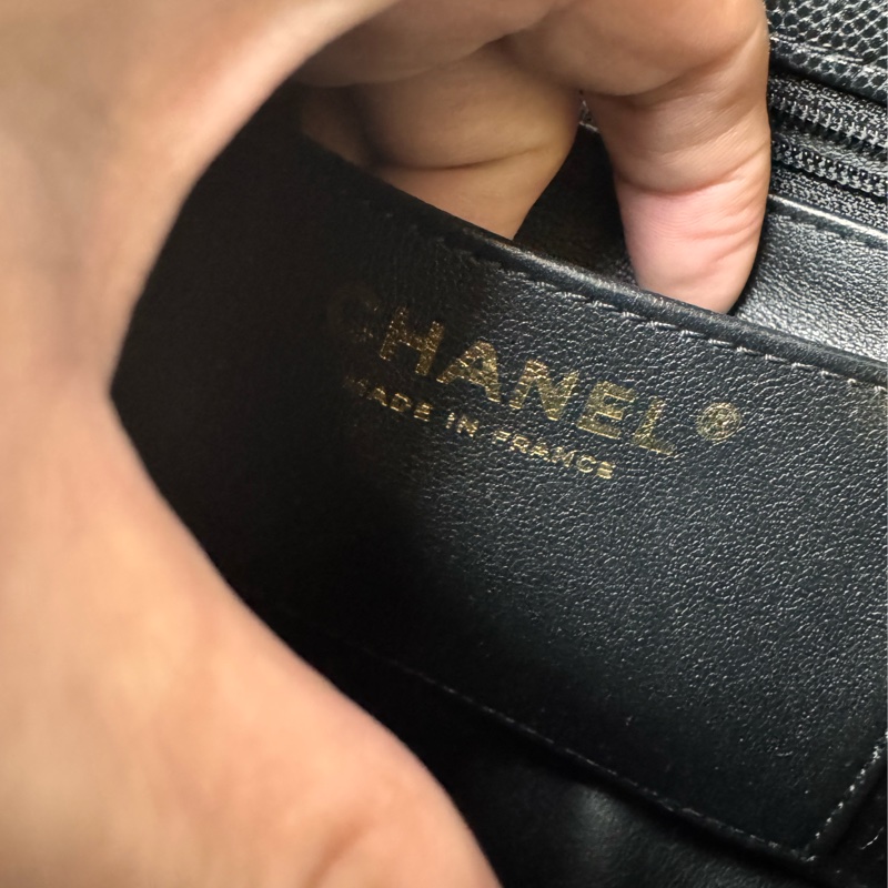 香奈兒24 s亮面粒紋小牛皮芯片-25