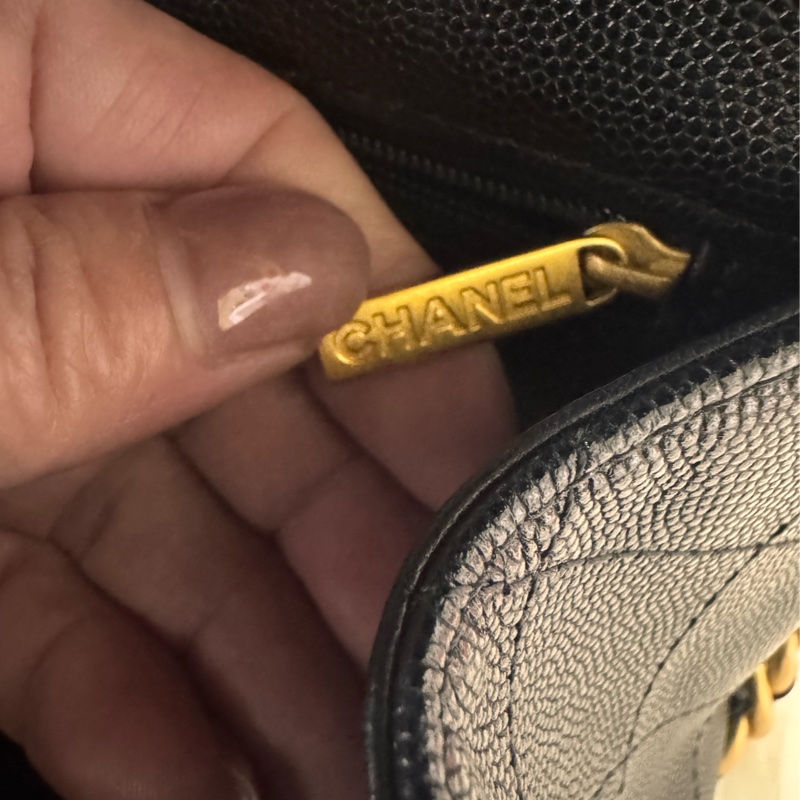 香奈兒24 s亮面粒紋小牛皮芯片-26