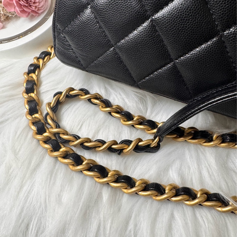 香奈兒24 s亮面粒紋小牛皮芯片-33