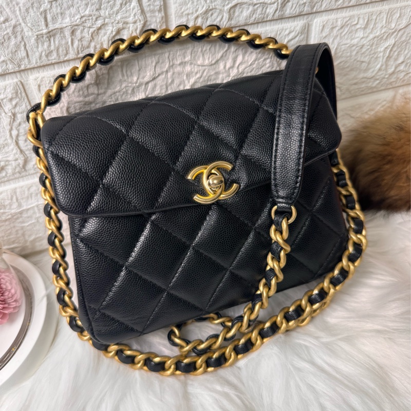 香奈兒24 s亮面粒紋小牛皮芯片-34