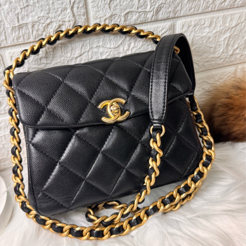 香奈兒24 s亮面粒紋小牛皮芯片-36