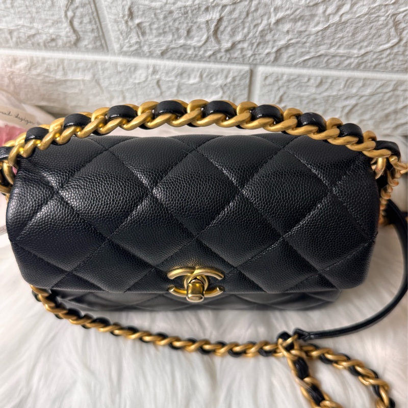 香奈兒24 s亮面粒紋小牛皮芯片-37