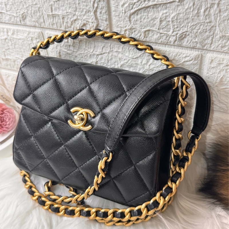 香奈兒24 s亮面粒紋小牛皮芯片-39