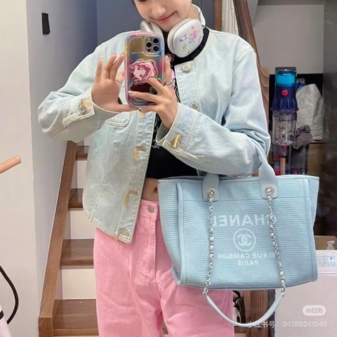 CHANEL藍色小號子母手提沙灘包32*25*12 98新配件子袋 塵袋