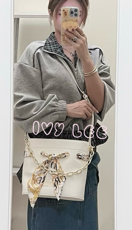 Versace Jeans Couture 白巴洛克絲巾74VA4BAD水桶包 金鍊條 斜背包 肩背包 正品 二手精品-31