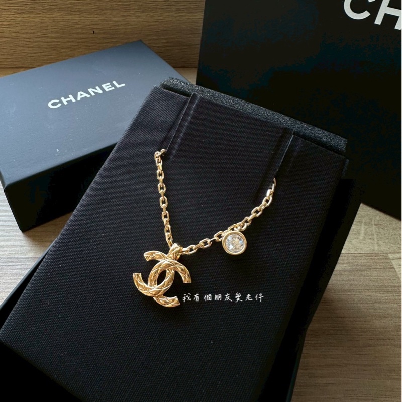 《我有個朋友在代購》香奈兒菱格紋CC 帶小鑽項鍊-0