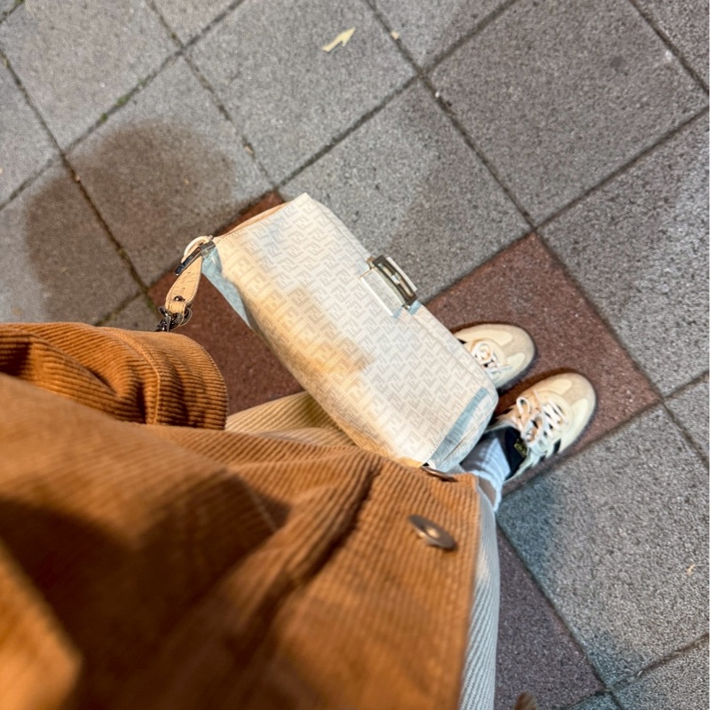 Fendi Zucchino Mama PVC 白 銀鍊 法棍包 肩背包 側背包 手提包-5