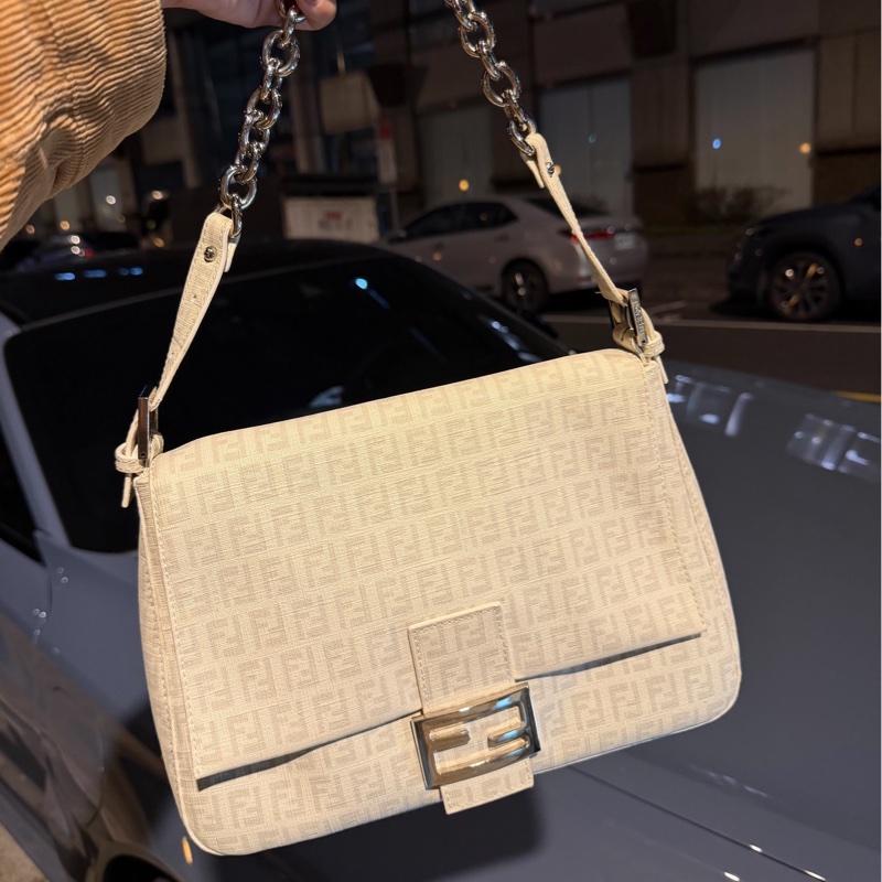 Fendi Zucchino Mama PVC 白 銀鍊 法棍包 肩背包 側背包 手提包-9