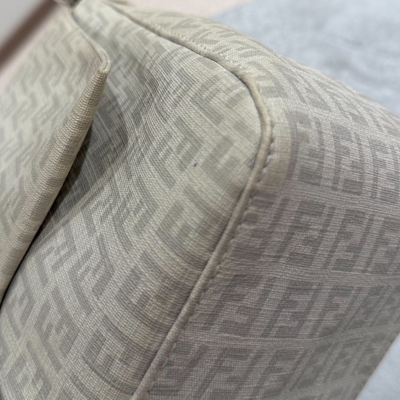 Fendi Zucchino Mama PVC 白 銀鍊 法棍包 肩背包 側背包 手提包-29