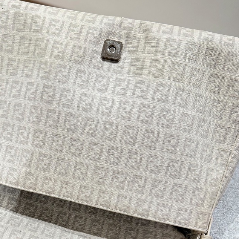 Fendi Zucchino Mama PVC 白 銀鍊 法棍包 肩背包 側背包 手提包-30