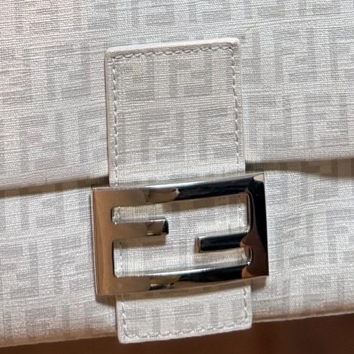 Fendi Zucchino Mama PVC 白 銀鍊 法棍包 肩背包 側背包 手提包-34