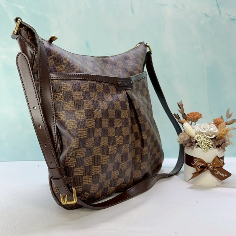 LV Bloomsbury 棋盤斜背包-2