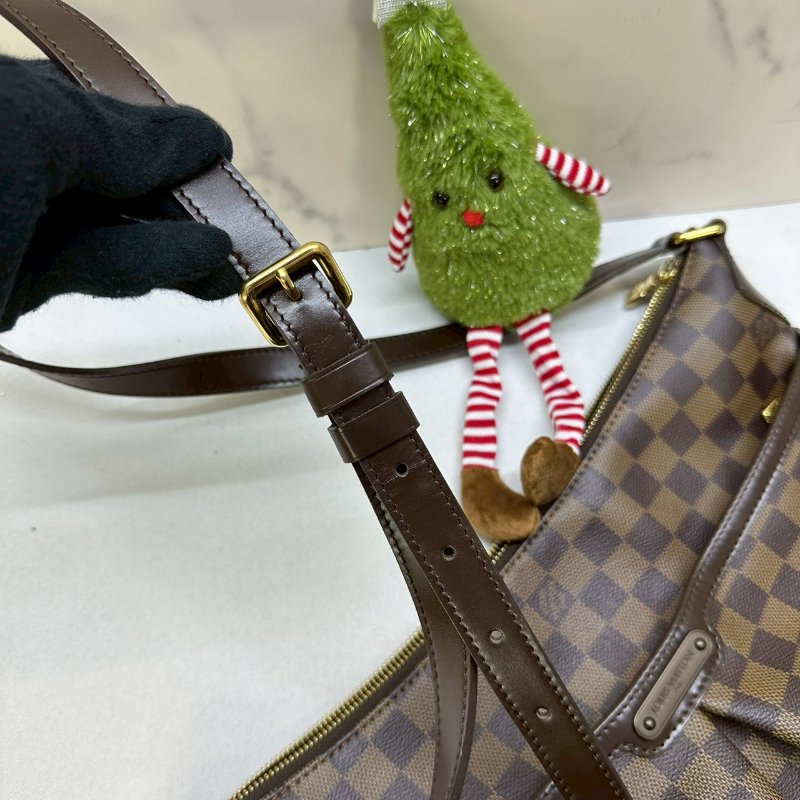 LV Bloomsbury斜背包-5